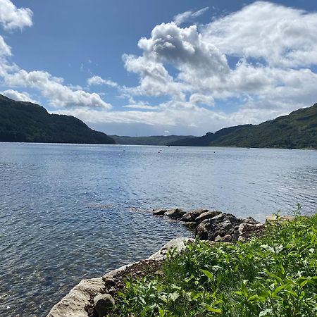 Вілла The Waterside - Carrick Castle - Loch Goil Екстер'єр фото