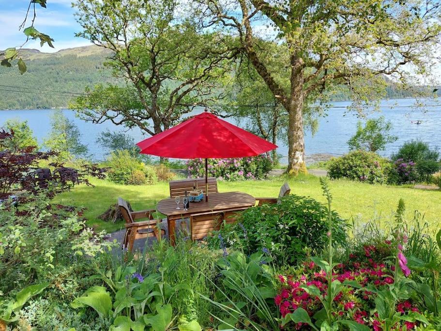 Вілла The Waterside - Carrick Castle - Loch Goil Екстер'єр фото