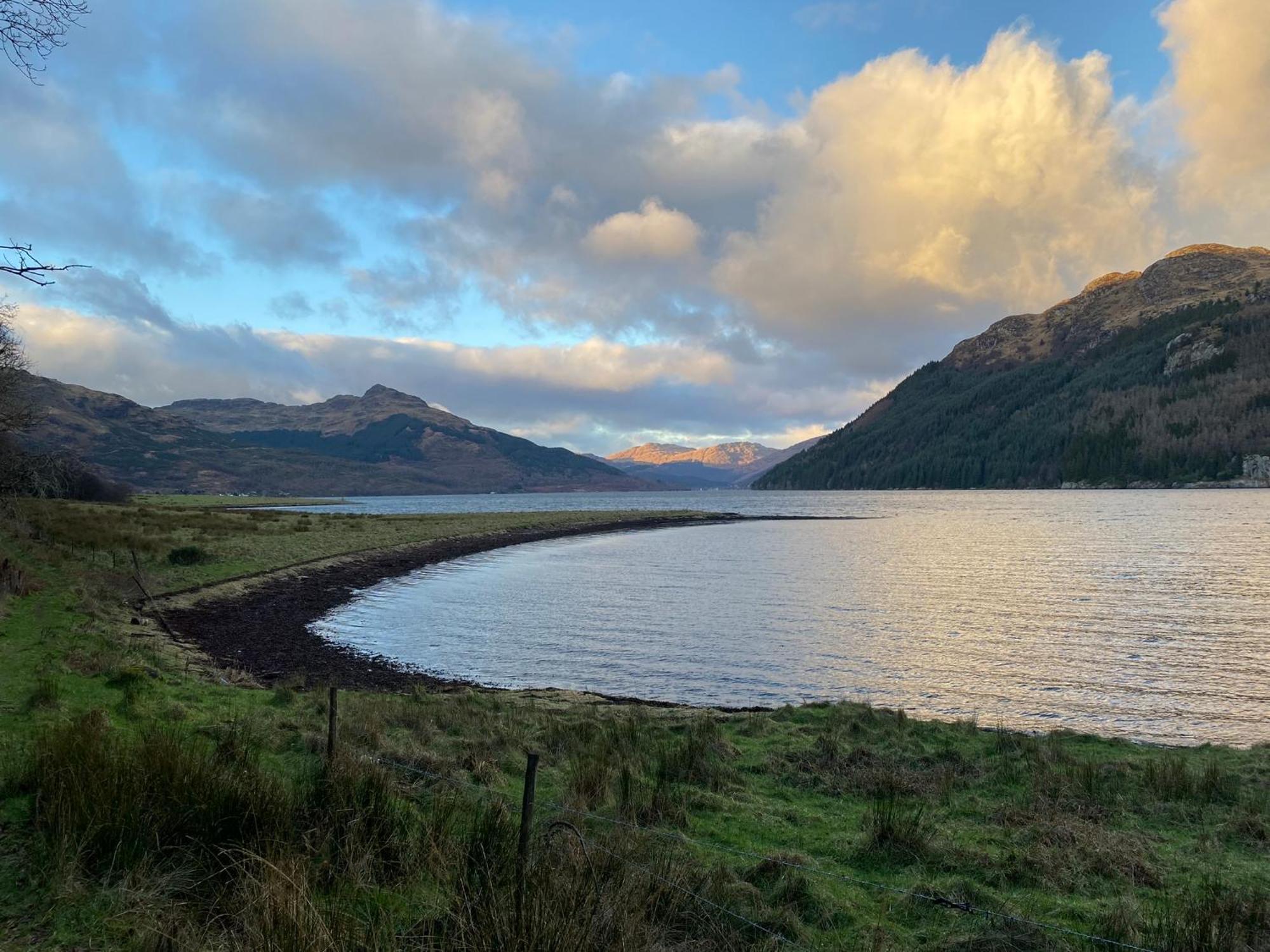Вілла The Waterside - Carrick Castle - Loch Goil Екстер'єр фото